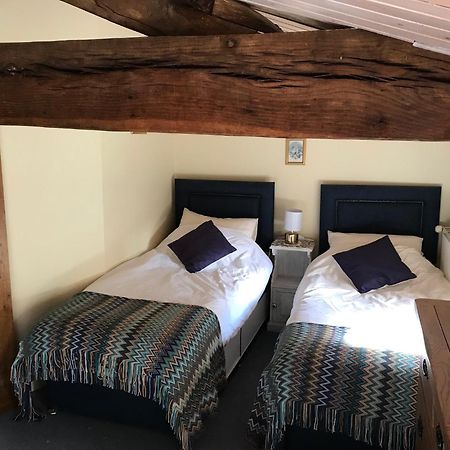 Papillons B&B - Beauty, Comfort And Peace 25 Mins From Puy Du Fou Montournais Exterior photo